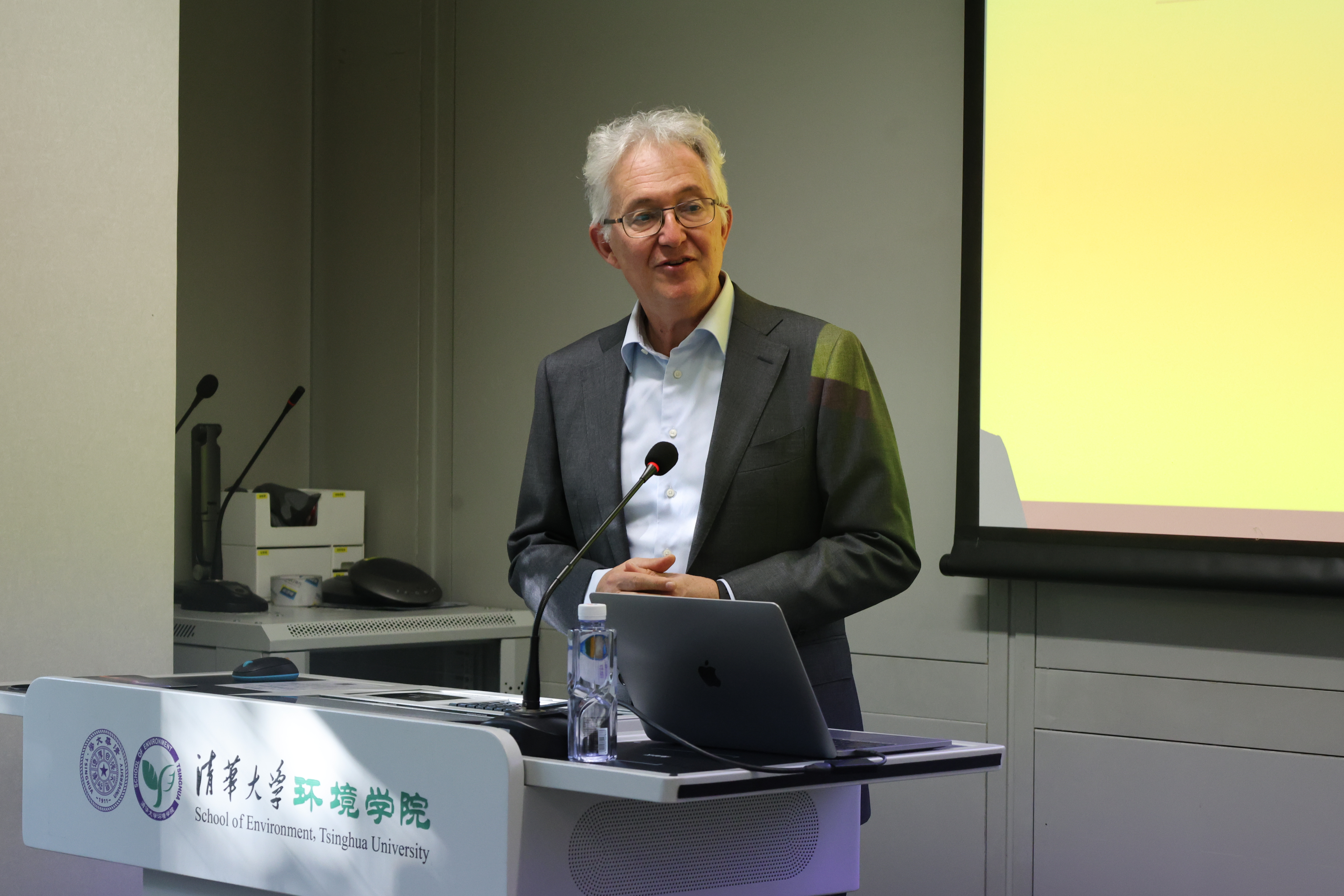 20241101-环境学院举行佐兰 里斯托夫斯基乐动平台杰出访问教授聘请仪式-刘钿-佐兰·里斯托夫斯基致辞.jpg